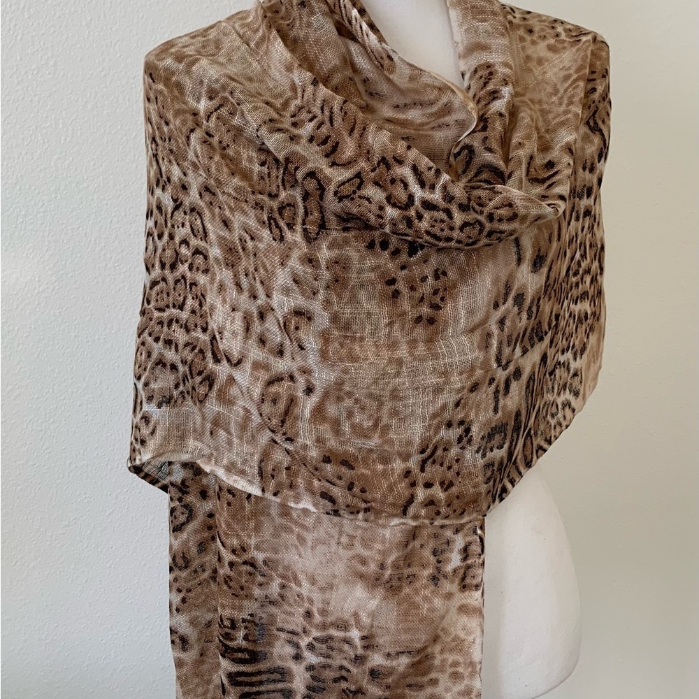 Scarf - Picture 2 of 5